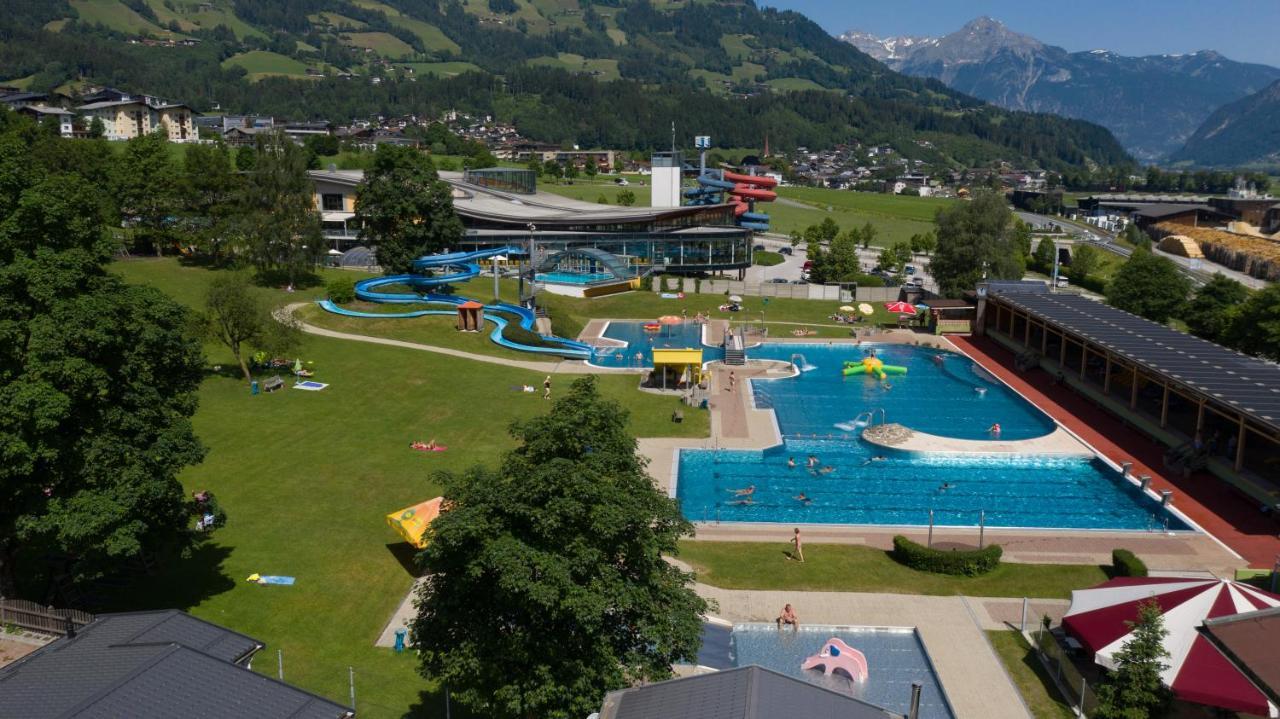 Ferienwohnung Petra Bruck am Ziller ภายนอก รูปภาพ